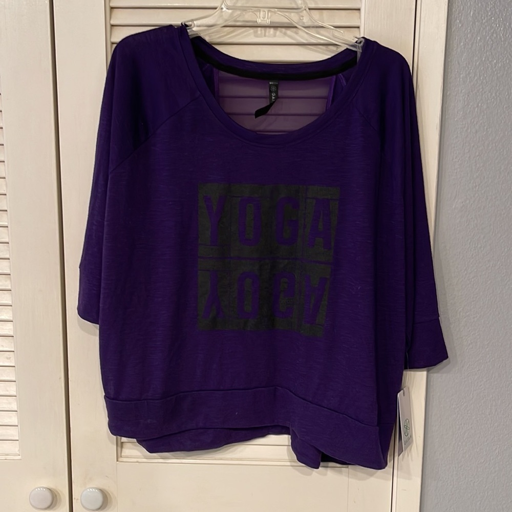 Gaiam yoga graphic purple women’s shirt